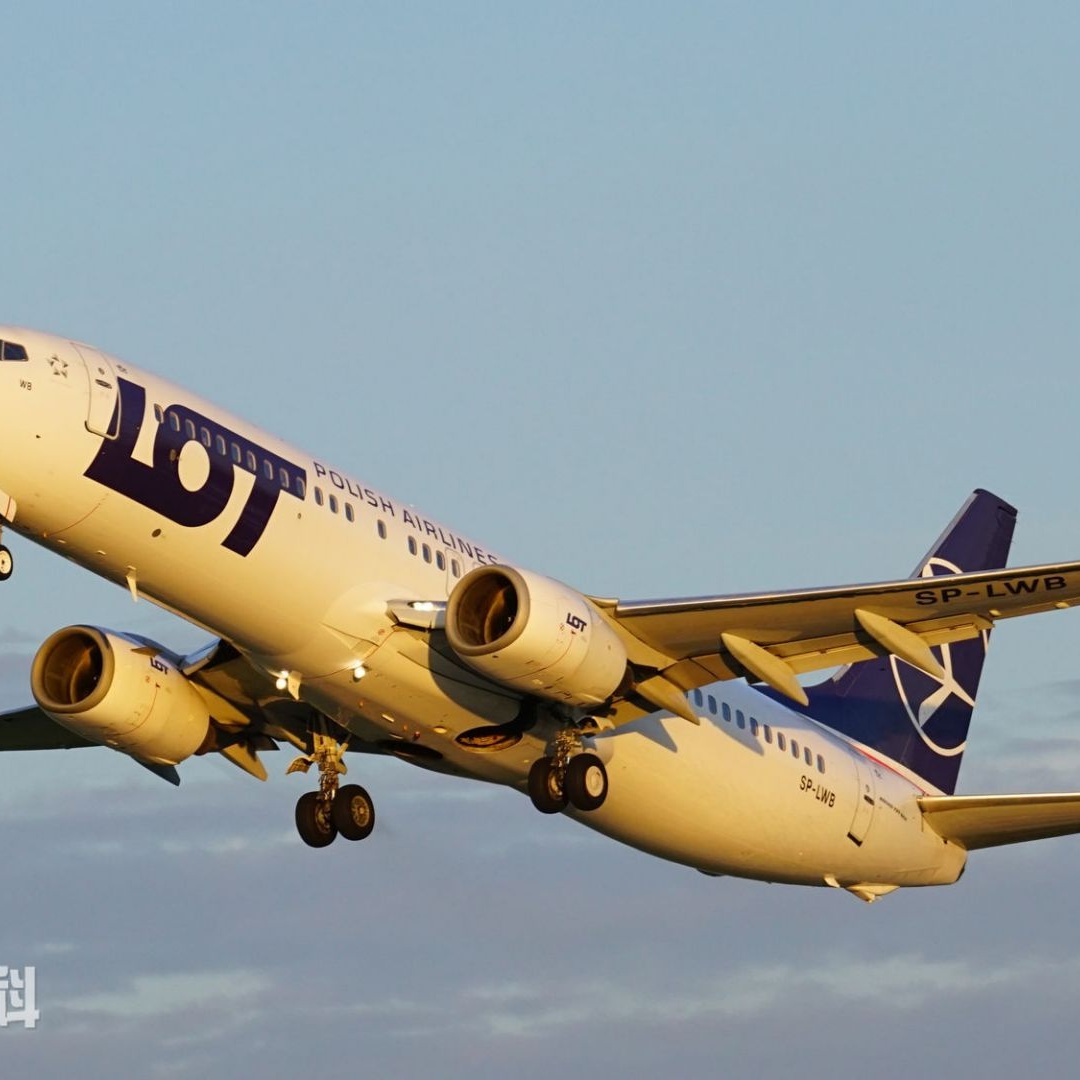 Boeing 737-USA Aircraft Group Corporation